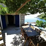 Kamena Kucica Casa vacanze *